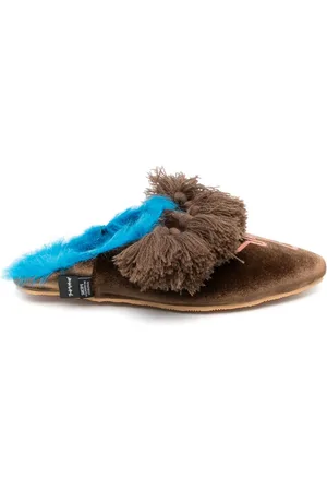 midorikawa Slipper mit spitzer Kappe