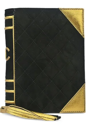 CHANEL 2005 Book Clutch
