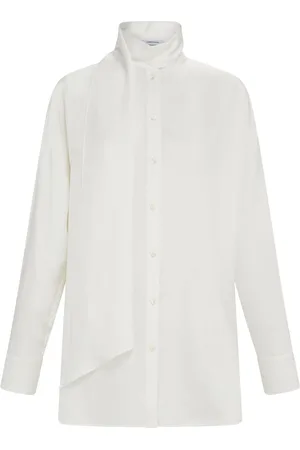 Salvatore Ferragamo Bluse mit Schärpe