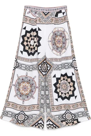 Camilla Hose mit weitem Bein