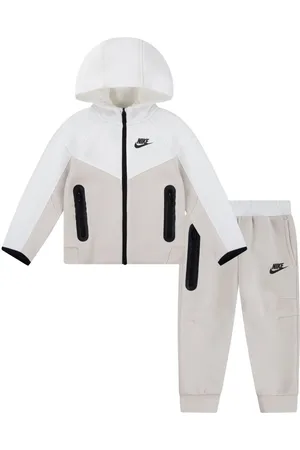 Nike Zweifarbiger Jogginganzug mit Logo