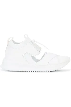 PUMA Fenty Avid