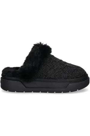 Guess Slipper aus Faux Fur