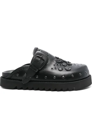 TOGA VIRILIS Slipper mit Nieten