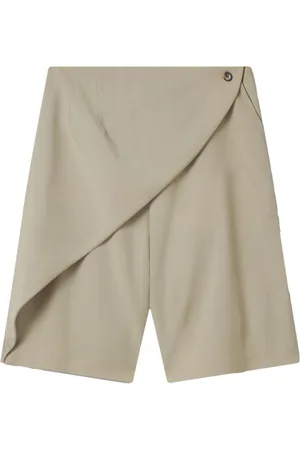 Axel Arigato Aria Shorts