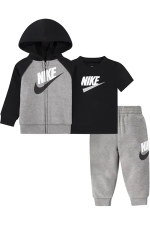 Nike Dreiteiliger Jogginganzug mit Print
