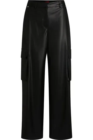 HUGO BOSS Cargohose aus Faux-Leder