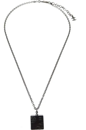 CHANEL 2002 Halskette mit quadratischem Anhänger