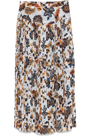 ULLA JOHNSON Alexi Midirock