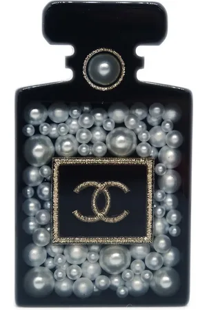 CHANEL 2018 Perfume Bottle Brosche