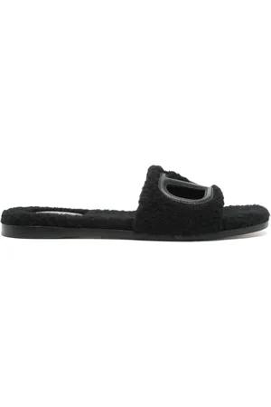 VALENTINO GARAVANI VLogo Pantoletten aus Faux Shearling mit Cut-Out