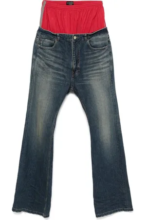 Balenciaga Jeans im Layering-Look