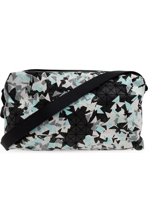 Issey Miyake Schultertasche mit grafischem Print