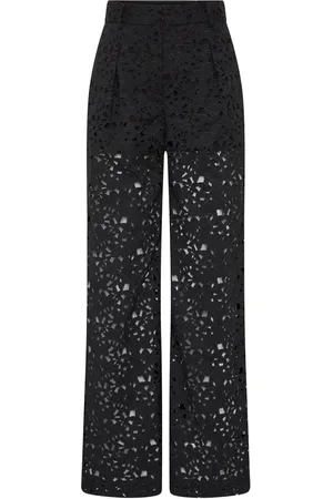 Rebecca Vallance Kitsu Hose