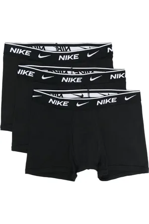 Nike TEEN Set aus drei Shorts
