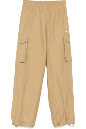 Nike Cargohose mit Streifendetail