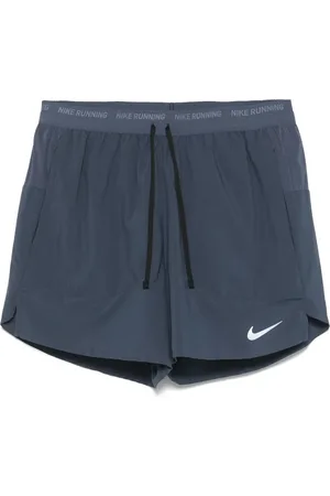 Nike Stride Shorts