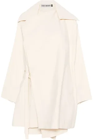 Issey Miyake Encloth Mantel
