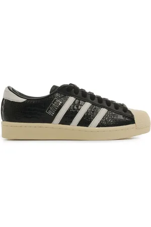 adidas Superstar Vintage Sneakers