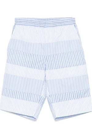 Comme des Garçons Shorts im Layering-Look