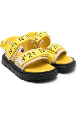 Nº21 Sandalen mit Klettverschluss