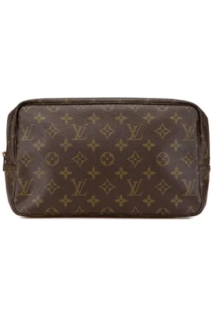 LOUIS VUITTON 2000-2024 Monogram Trousse Toilette Clutch 28cm