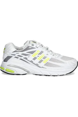 adidas Adistar Cushion Sneakers