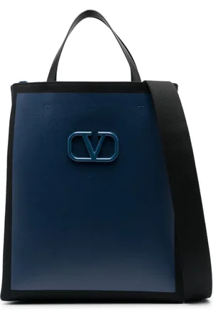 VALENTINO GARAVANI VLOGO Signature Shopper