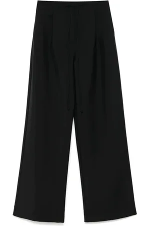 Rohe Hose mit Kordelzug