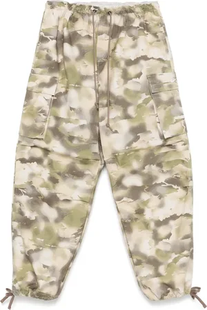 Nike Cargohose mit Camouflagemuster