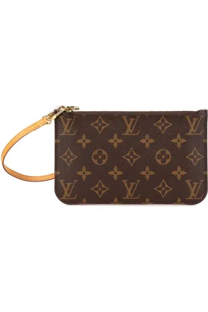 LOUIS VUITTON 2015 Monogram Neverfull Clutch