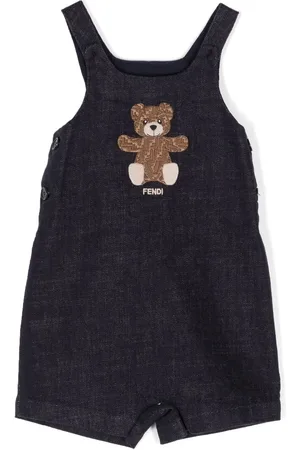 Fendi Kurze Latzhose mit Teddy-Stickerei