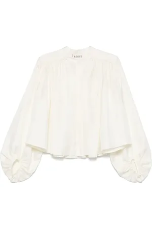 Rohe Seidenbluse mit Falten