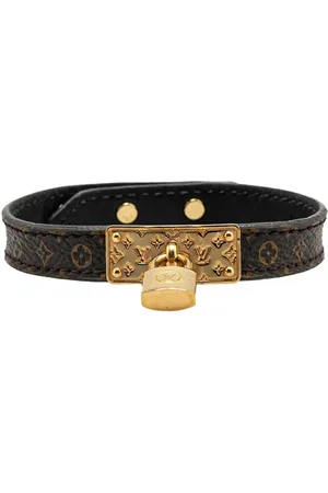 LOUIS VUITTON 2016 Monogram Lock Me Armband