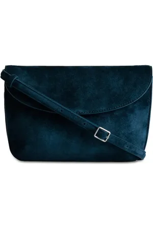 Yu Mei Keriana Clutch