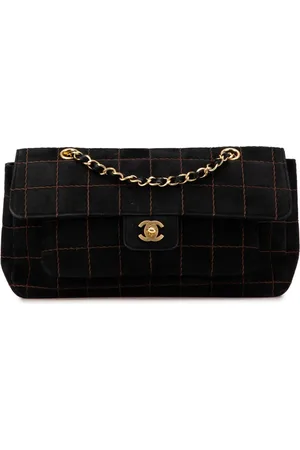 CHANEL 2002-2003 Choco Bar Flap Schultertasche aus Wildleder mit Ziernähten und Kette