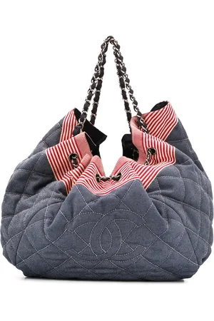 CHANEL 2008-2009 Shopper mit Diamantsteppung