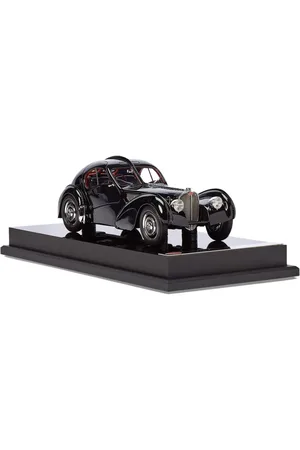 Ralph Lauren 1938 Bugatti 57SC Skulptur