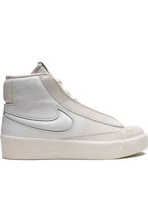 Nike Blazer Mid Victory Sneakers
