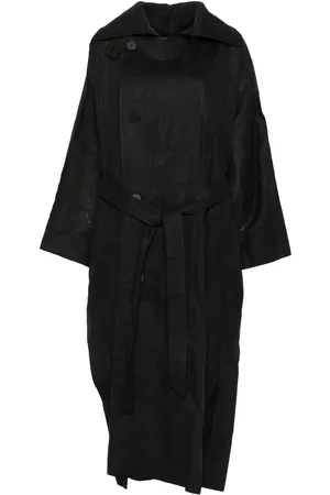 Issey Miyake Hempen Mantel