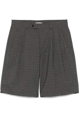 Carter Young Roy Shorts mit Falten