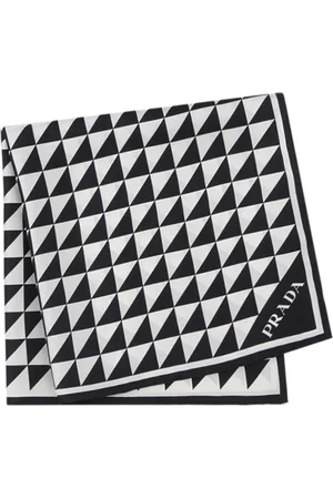 Prada Schal mit Logo