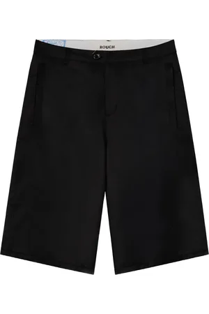 ROUGH. Klassische Shorts