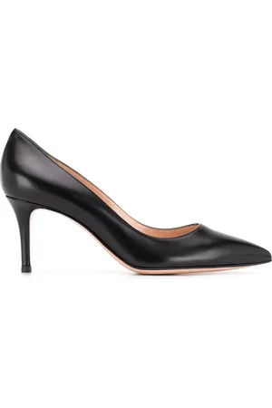 Gianvito Rossi Pumps mit spitzer Kappe