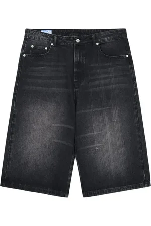 ROUGH. Knielange Jeans-Shorts
