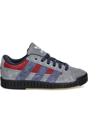 adidas Sneakers mit Wildledereinsätzen