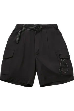 and wander Cargo shorts