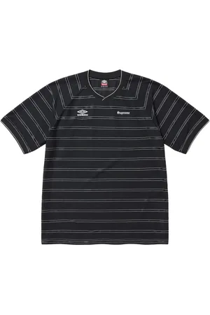 Supreme X Umbro® gestreifter "SS 25 - Black" Fußballtrikot