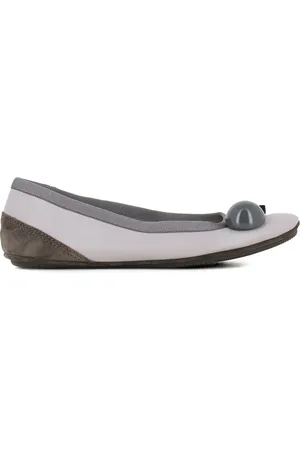 DOVE NUOTANO GLI SQUALI Becky Ballerinas