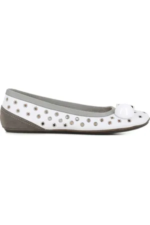 DOVE NUOTANO GLI SQUALI Becky Ballerinas